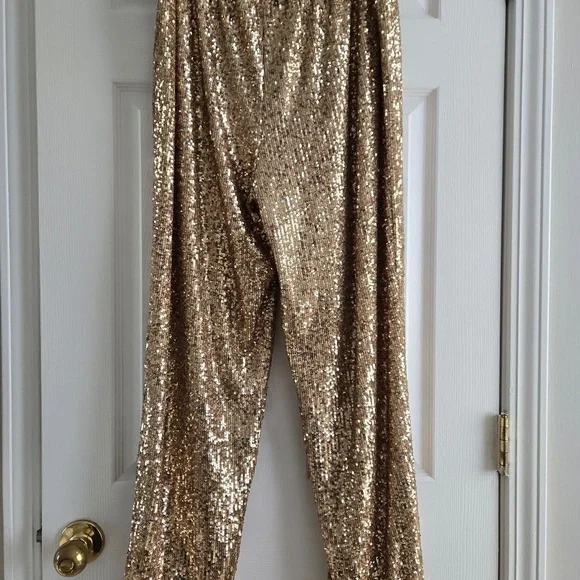 Victoria's Secret Gold Sequin Jogger Lounge/Pajama - Picture 4 of 7